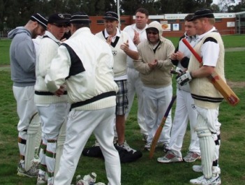 *Spud's teammates for the 300th game get in a huddle with him at the end of the match to pay their own respects to their fellow combatant.